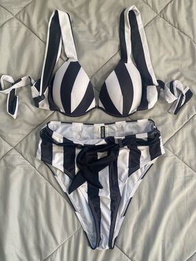 PrettyLittleThing Black & White Striped Bikini Set